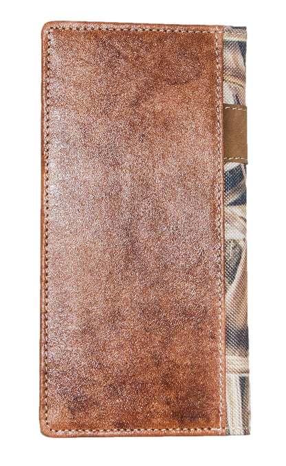 Mossy Oak Studded Cross Rodeo Wallet