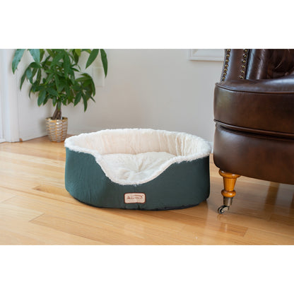Armarkat Laurel Green/Ivory Oval Cuddle Cat Bed