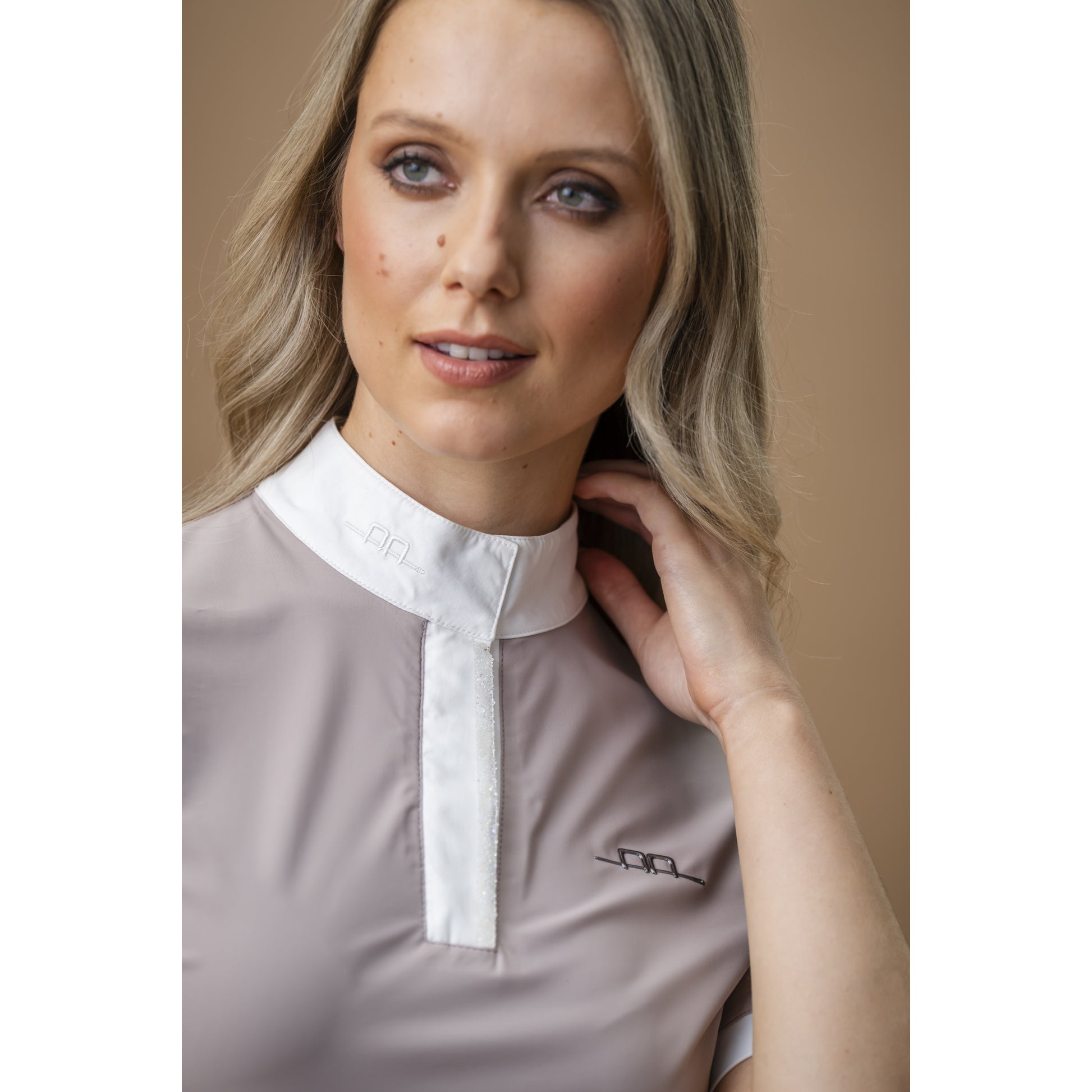 AA Ladies Mira Short Sleeve Show Shirt