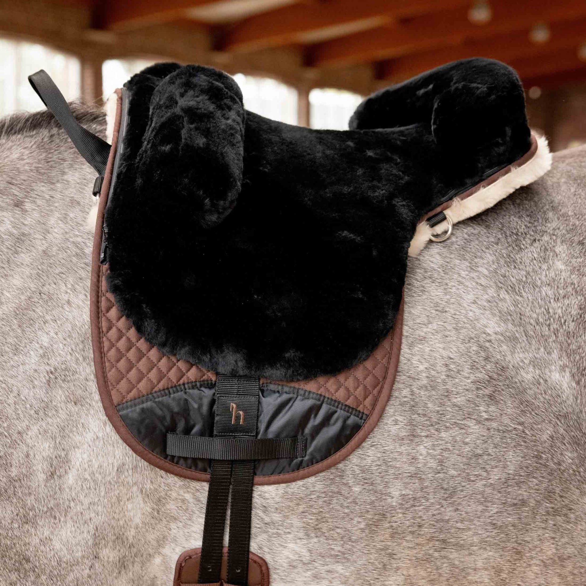 Horze Sheepskin Bareback Saddle