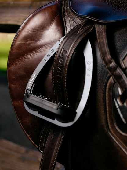 LeMieux Vector Control Stirrup