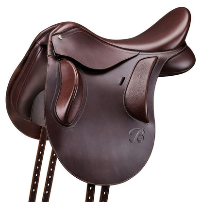 DEMO Bates Versa Saddle 17" Black
