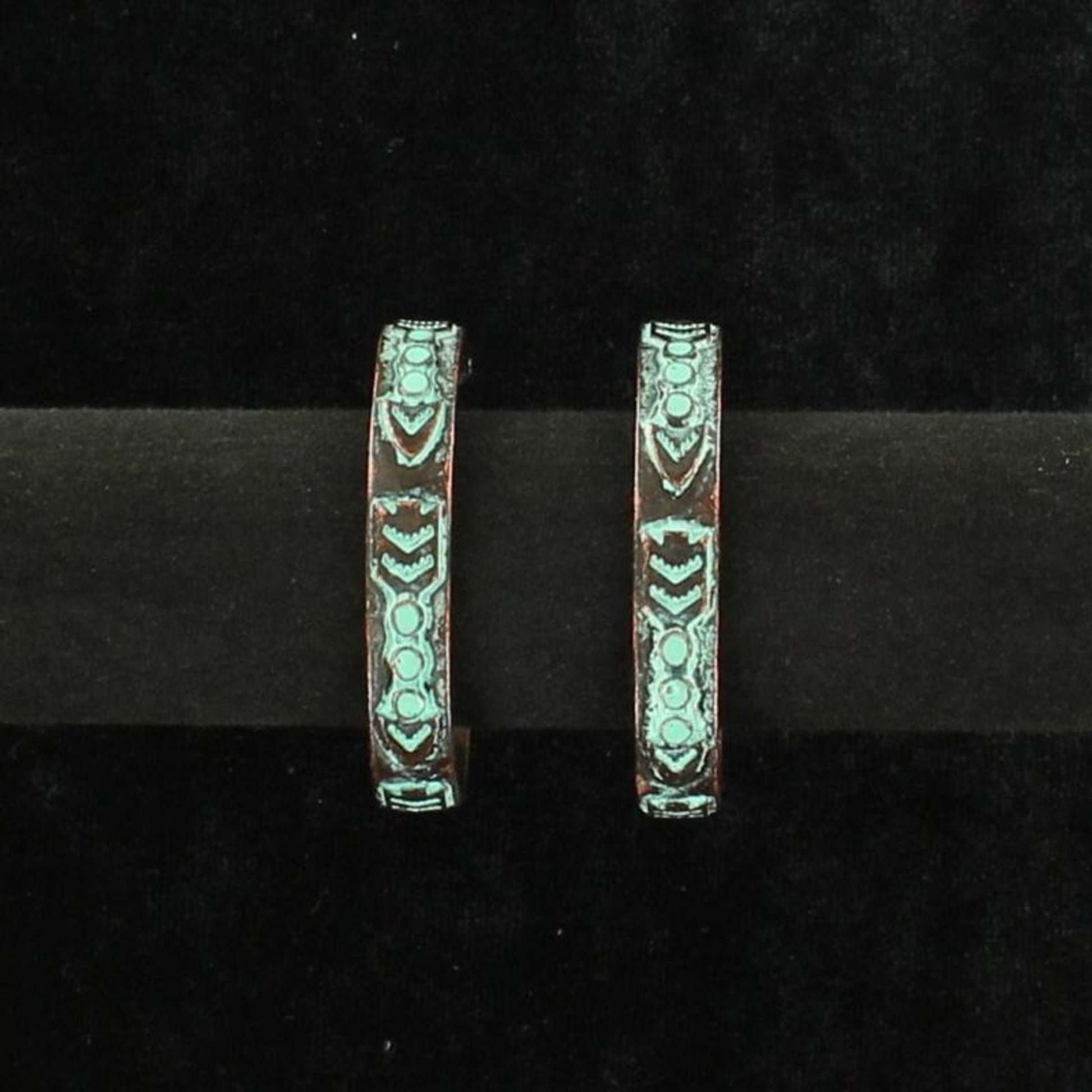 Blazin Roxx Stone Patina Hoop EarringsBk/Wh