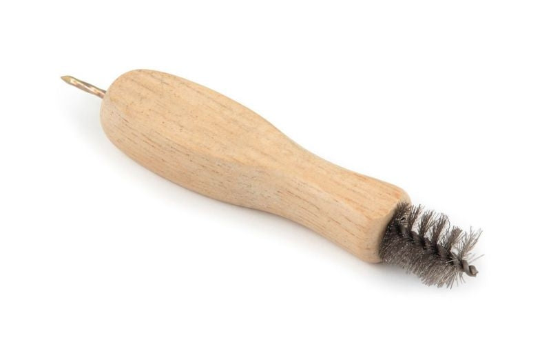 Shires Wooden Handle Studhole Pick